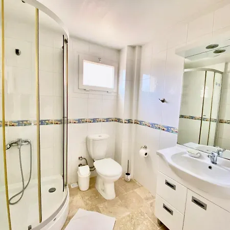 فيلة Spacious 4 Bedroom With 100m2 Private Pool And Unlimited Wifi