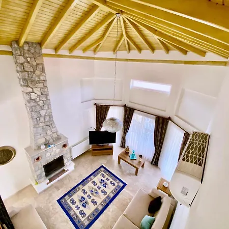 Spacious 4 Bedroom With Private Pool And Unlimited Wifi Βίλα