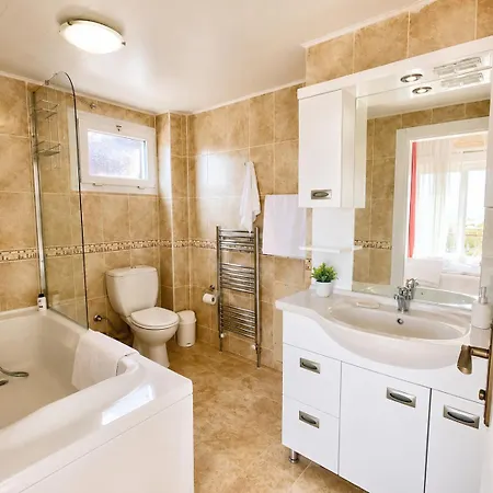 Spacious 4 Bedroom With Private Pool And Unlimited Wifi Βίλα Φετιγιέ